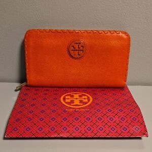 Tory Burch Pebble Leather Zip Wallet Orange